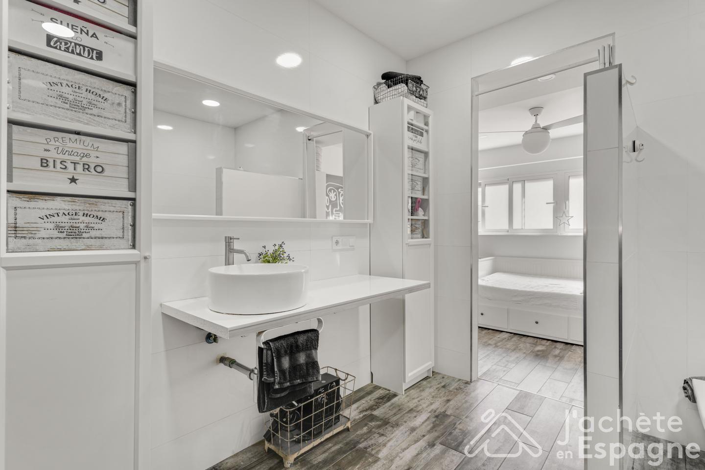 Flat for Sale in Aldaia