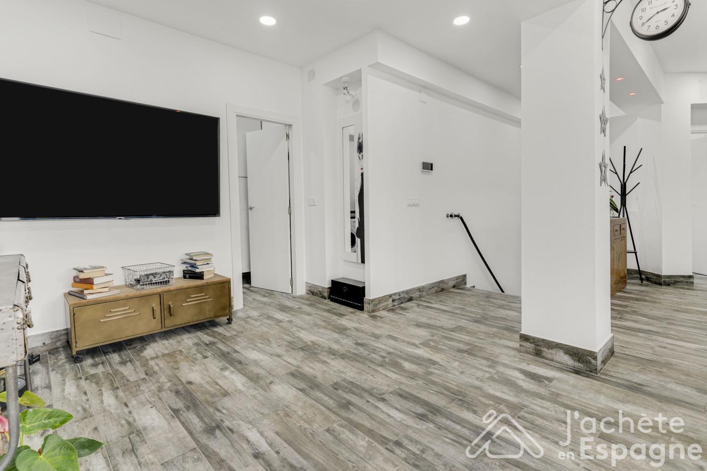 Flat for Sale in Aldaia