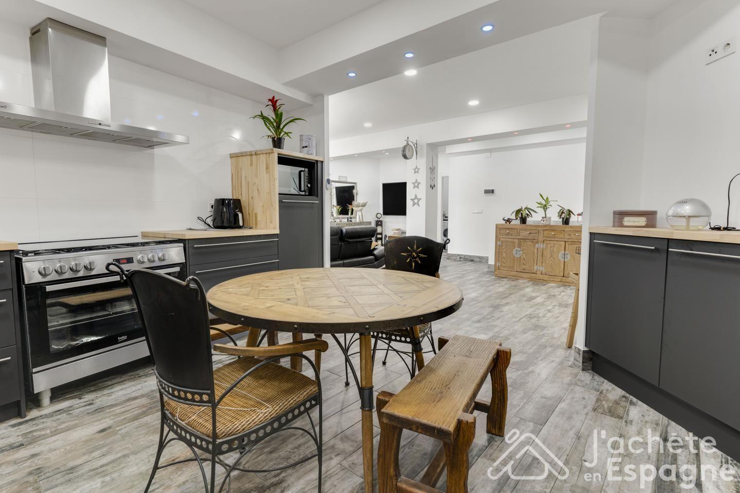 Flat for Sale in Aldaia