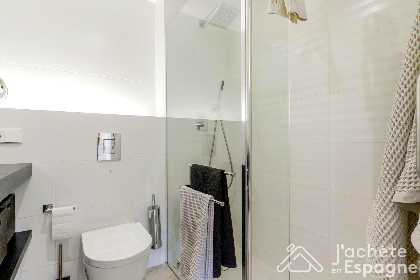 Flat for Sale in Valencia