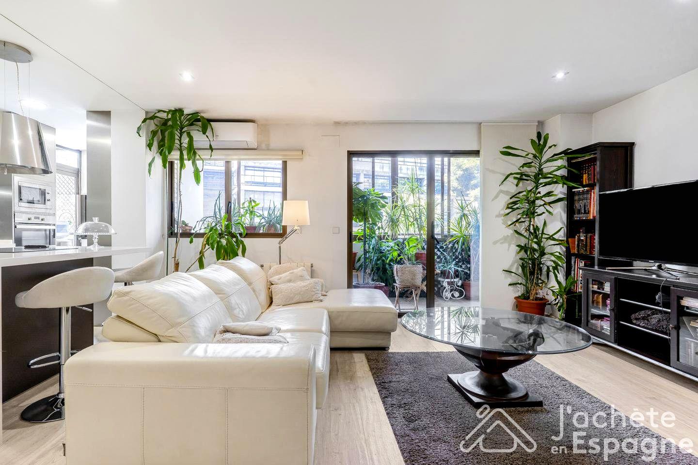 Flat for Sale in Valencia
