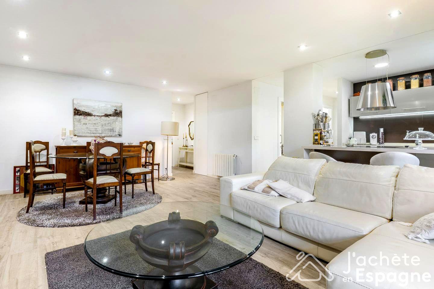 Flat for Sale in Valencia