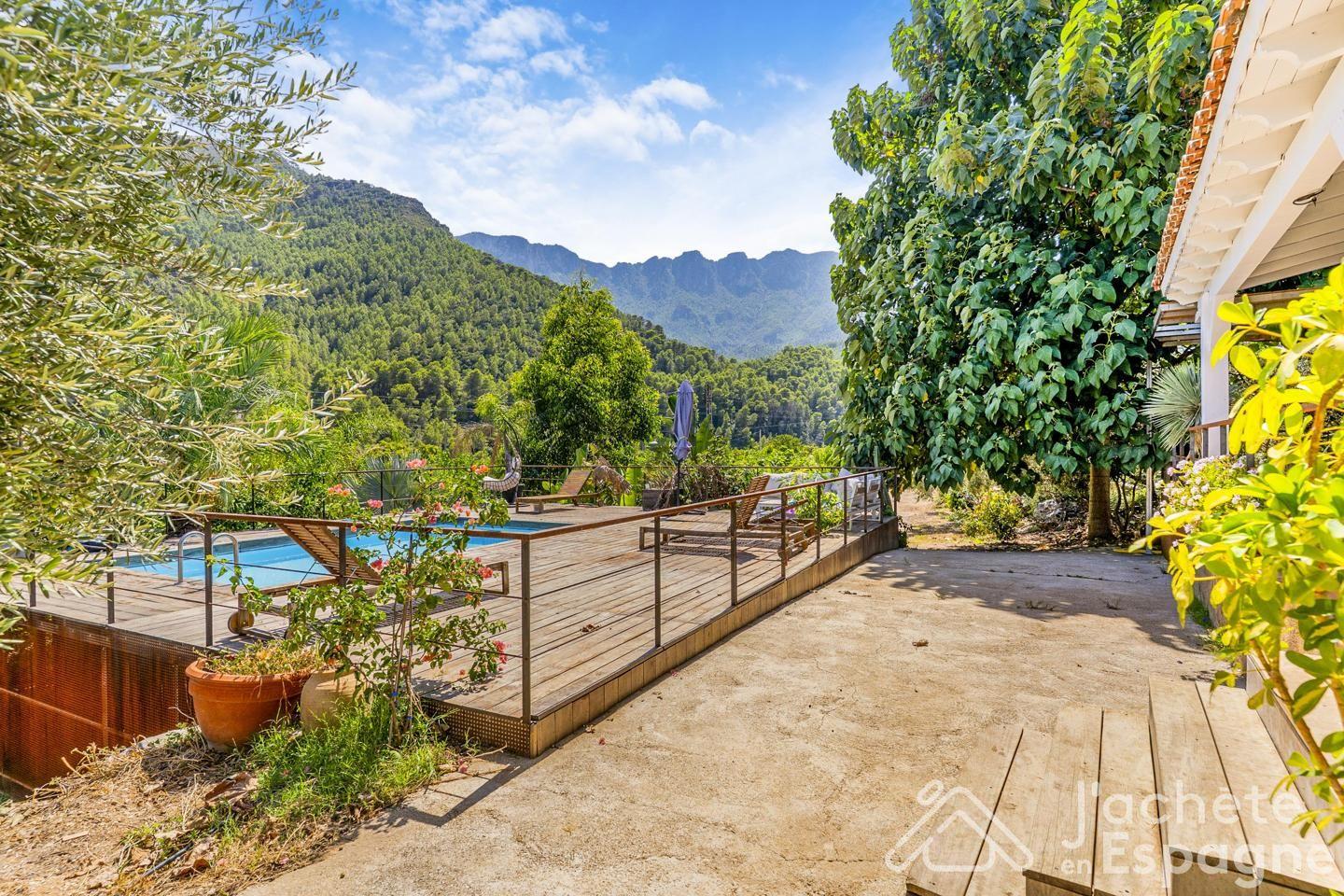 Villa for Sale in Villalonga