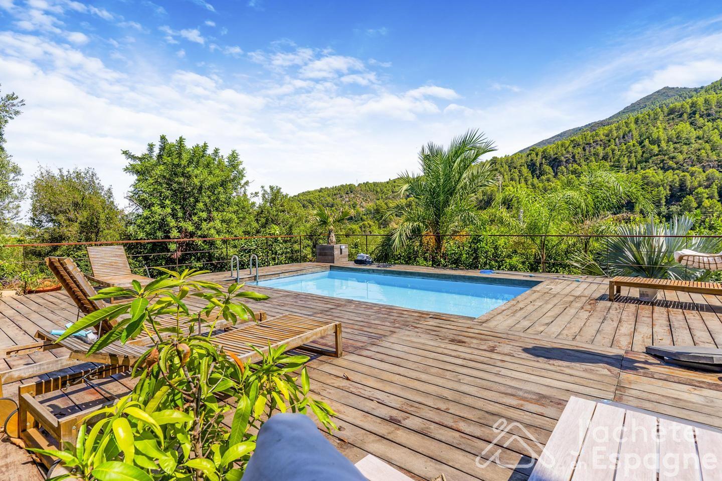 Villa for Sale in Villalonga