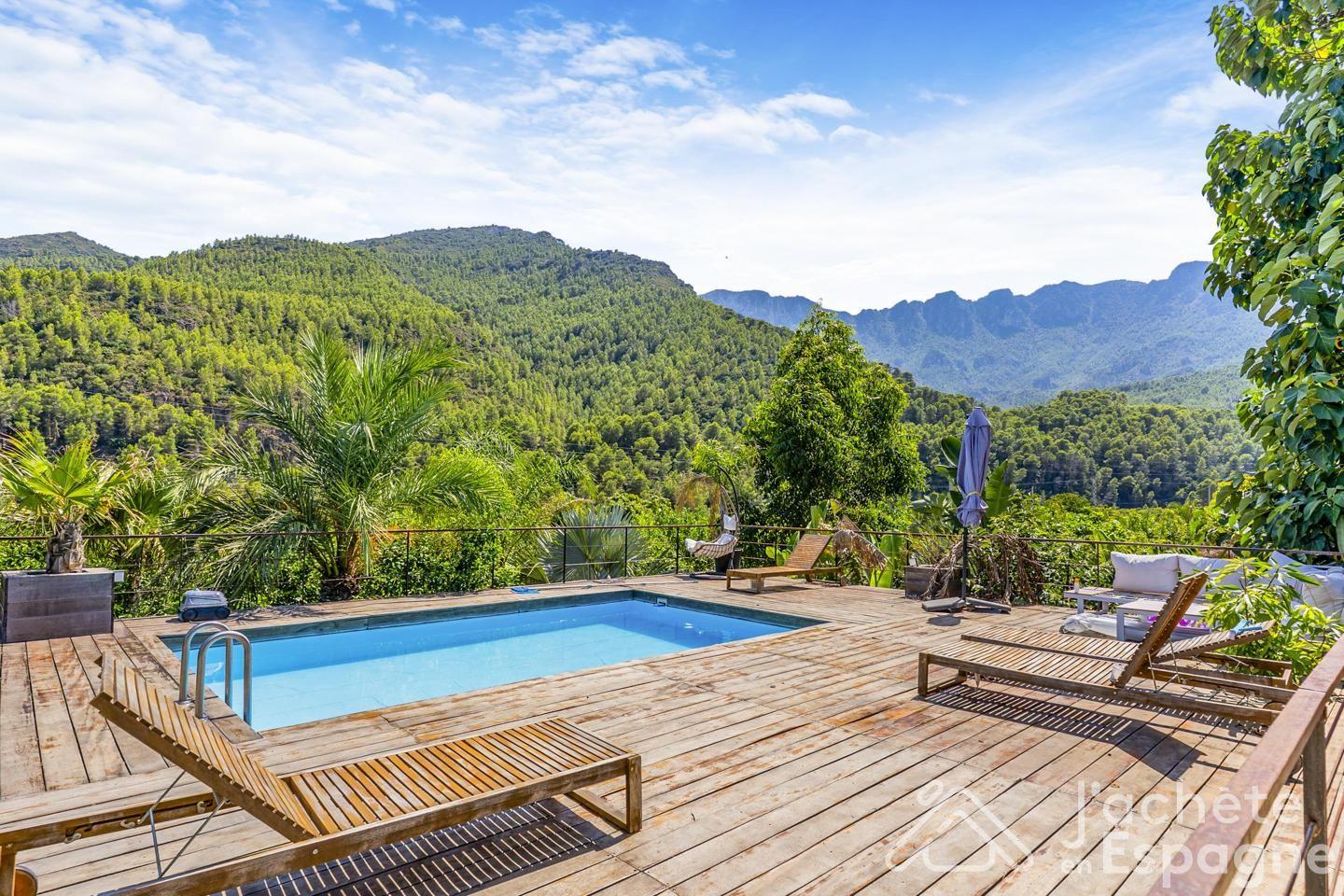 Villa for Sale in Villalonga