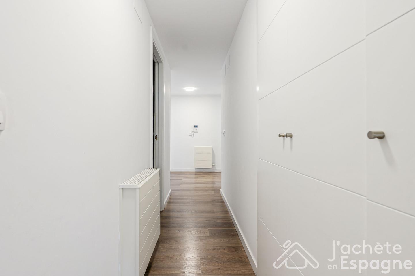 Flat for Sale in Rocafort