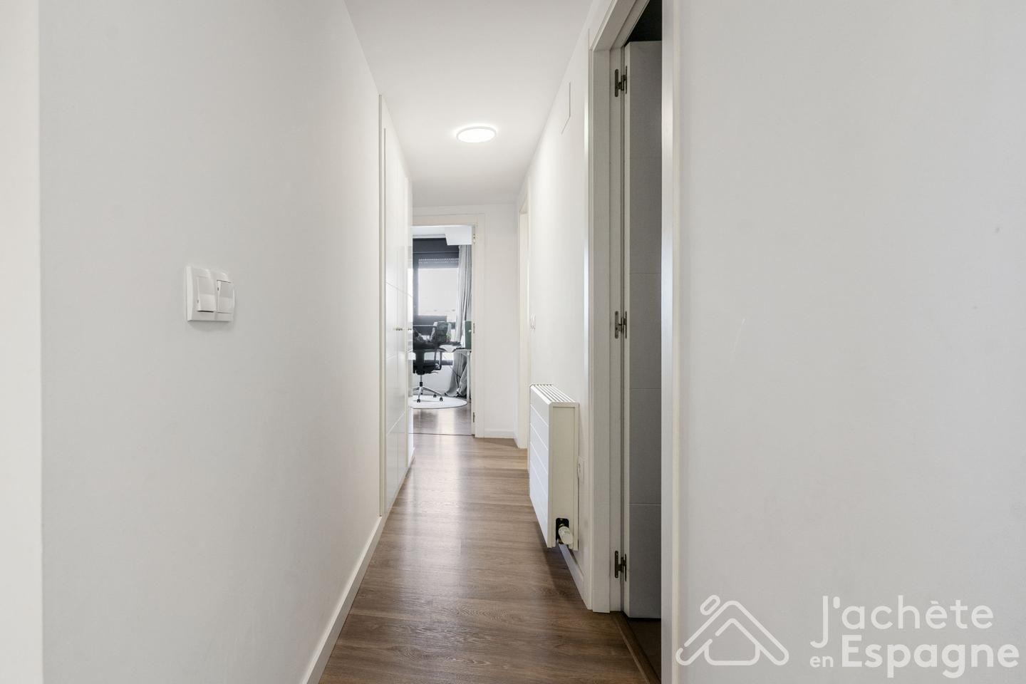 Flat for Sale in Rocafort