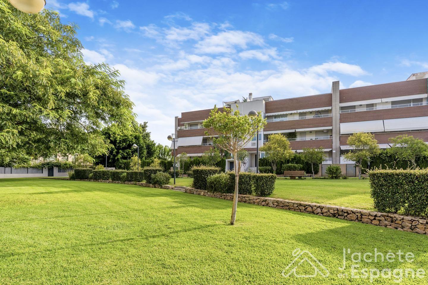 Flat for Sale in Rocafort