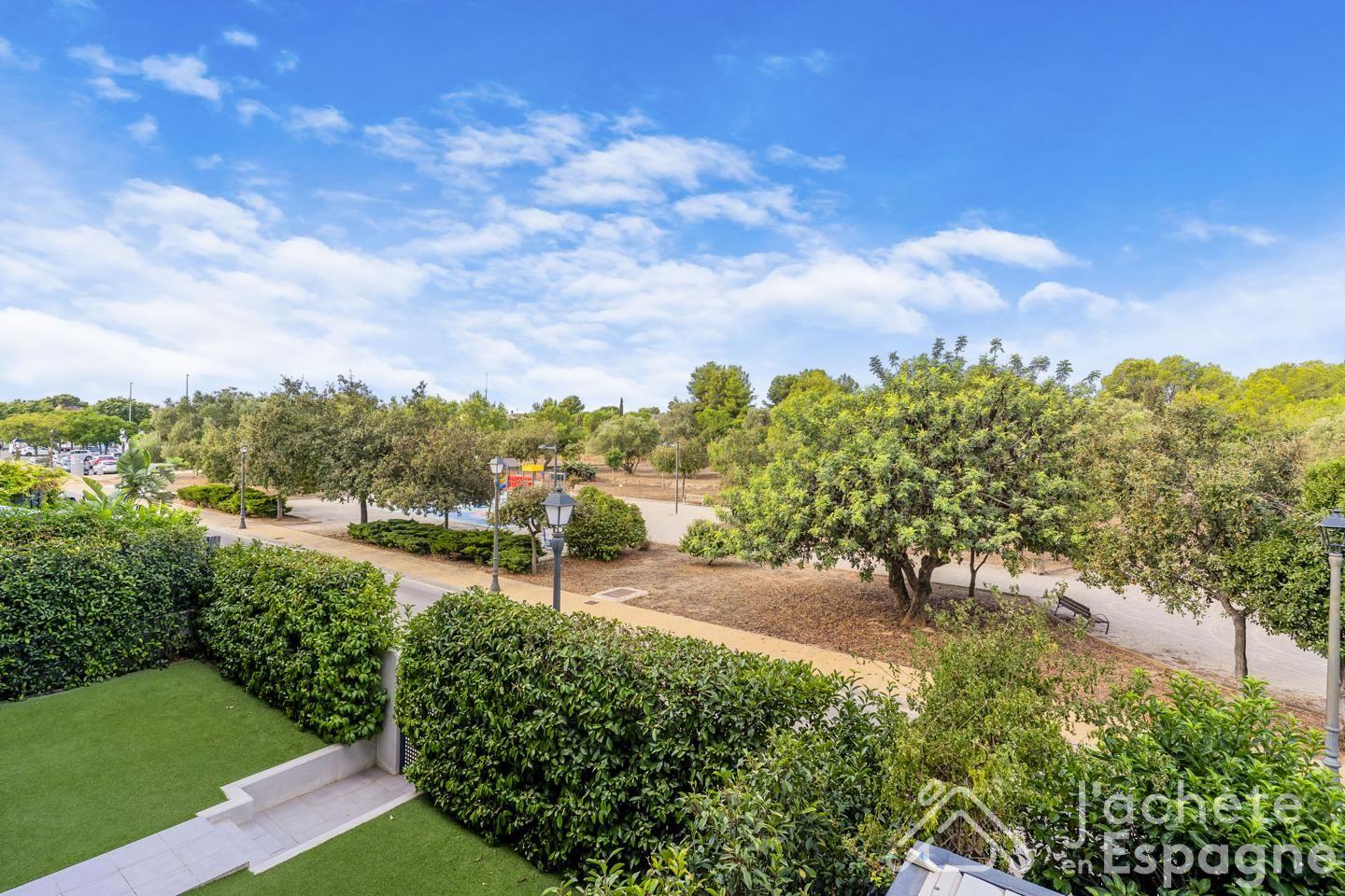 Flat for Sale in Rocafort