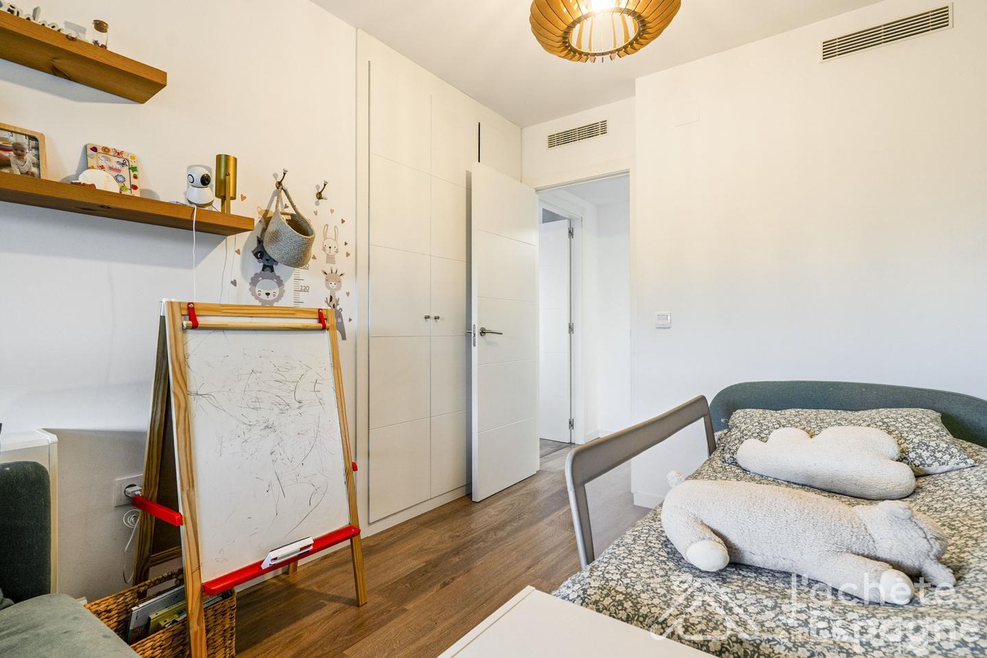 Flat for Sale in Rocafort