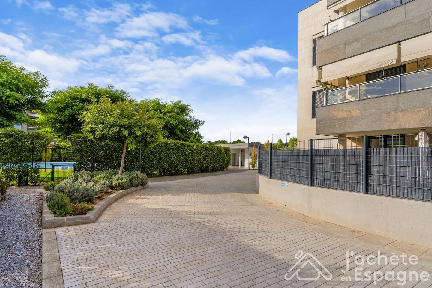 Flat for Sale in Rocafort