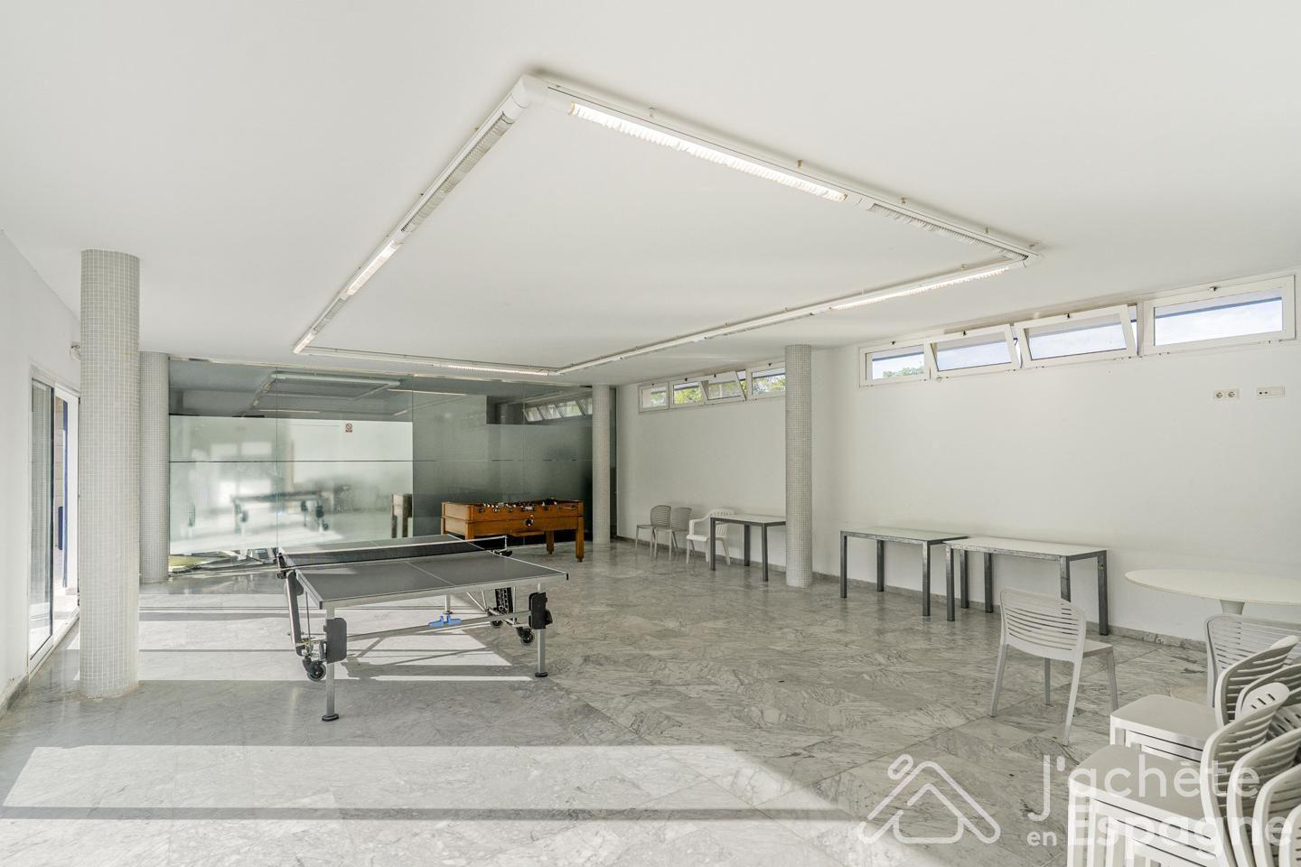 Flat for Sale in Rocafort