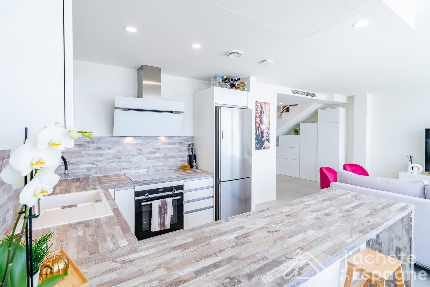 Duplex for Sale in Benalmádena