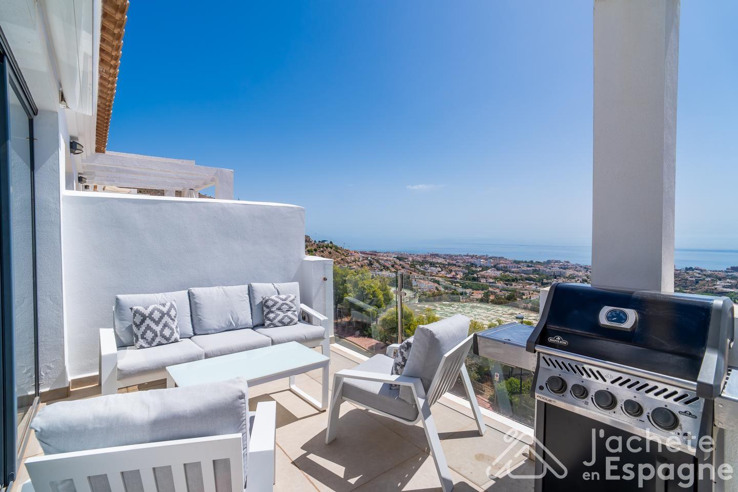 Duplex for Sale in Benalmádena
