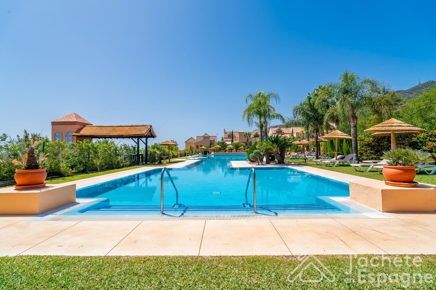 Duplex for Sale in Benalmádena