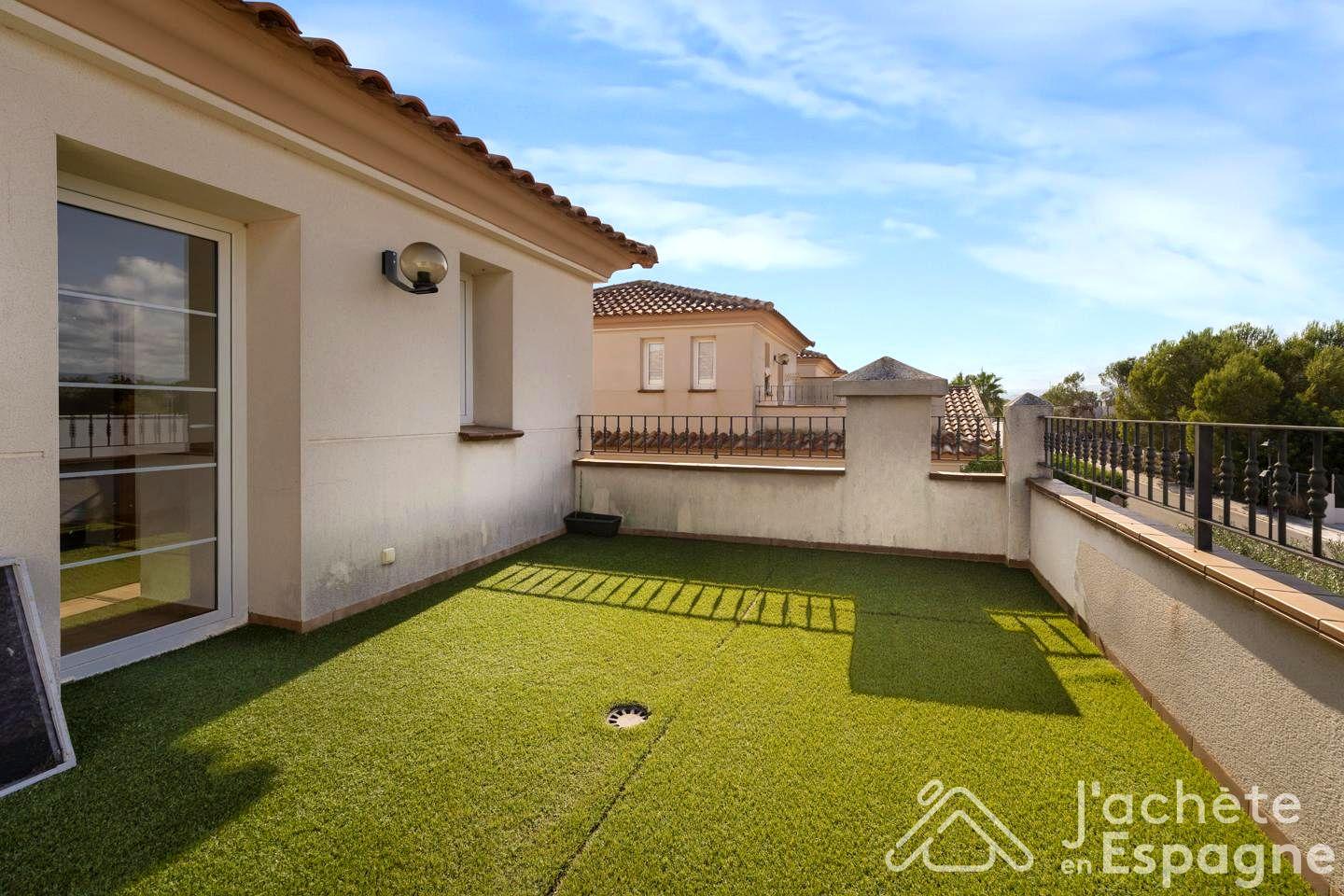 Pareado en Venta en San Jorge