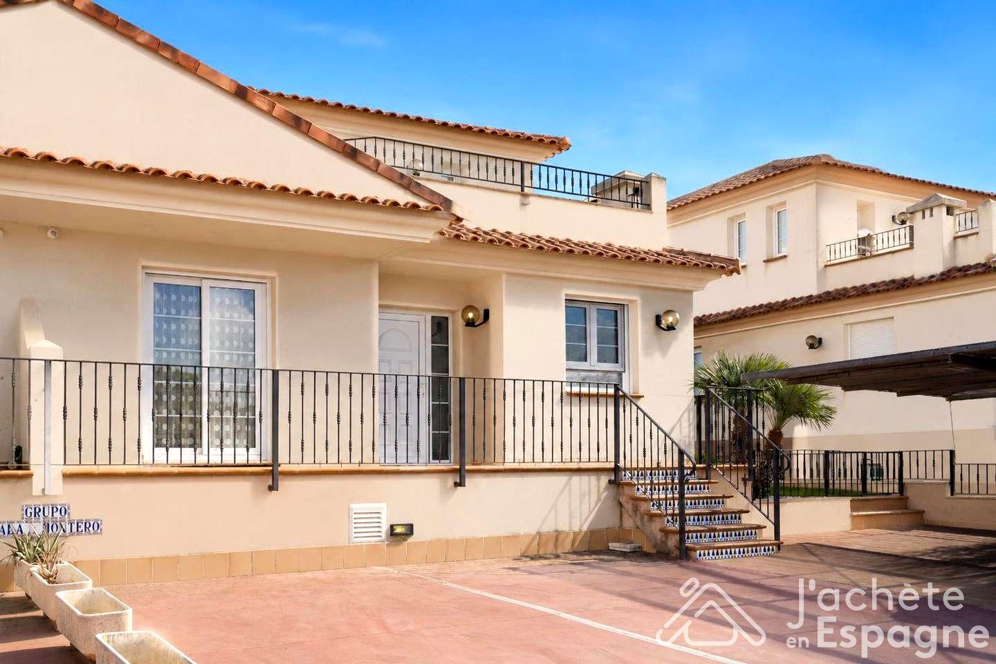 Pareado en Venta en San Jorge