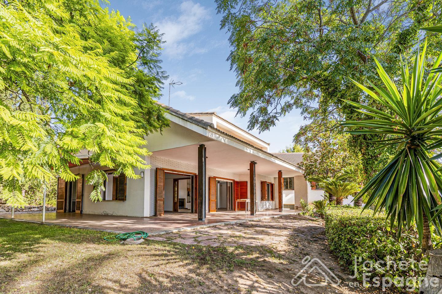 Villa en Venta en Chiva
