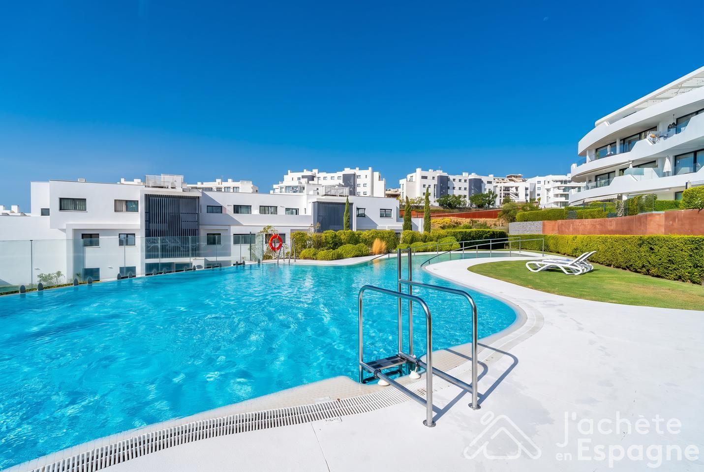 Flat for Sale in Fuengirola