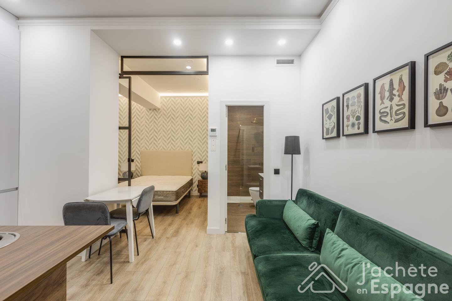 Flat for Sale in Madrid