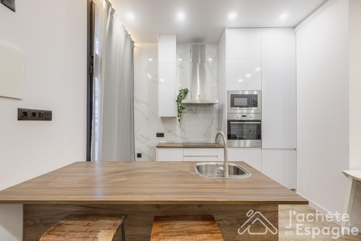Flat for Sale in Madrid