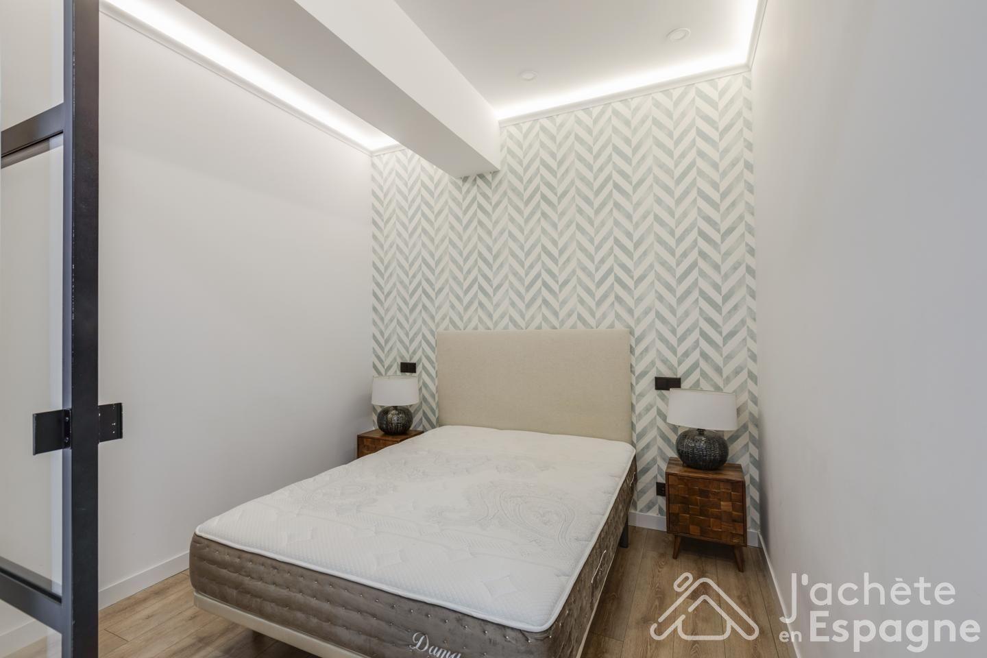 Flat for Sale in Madrid