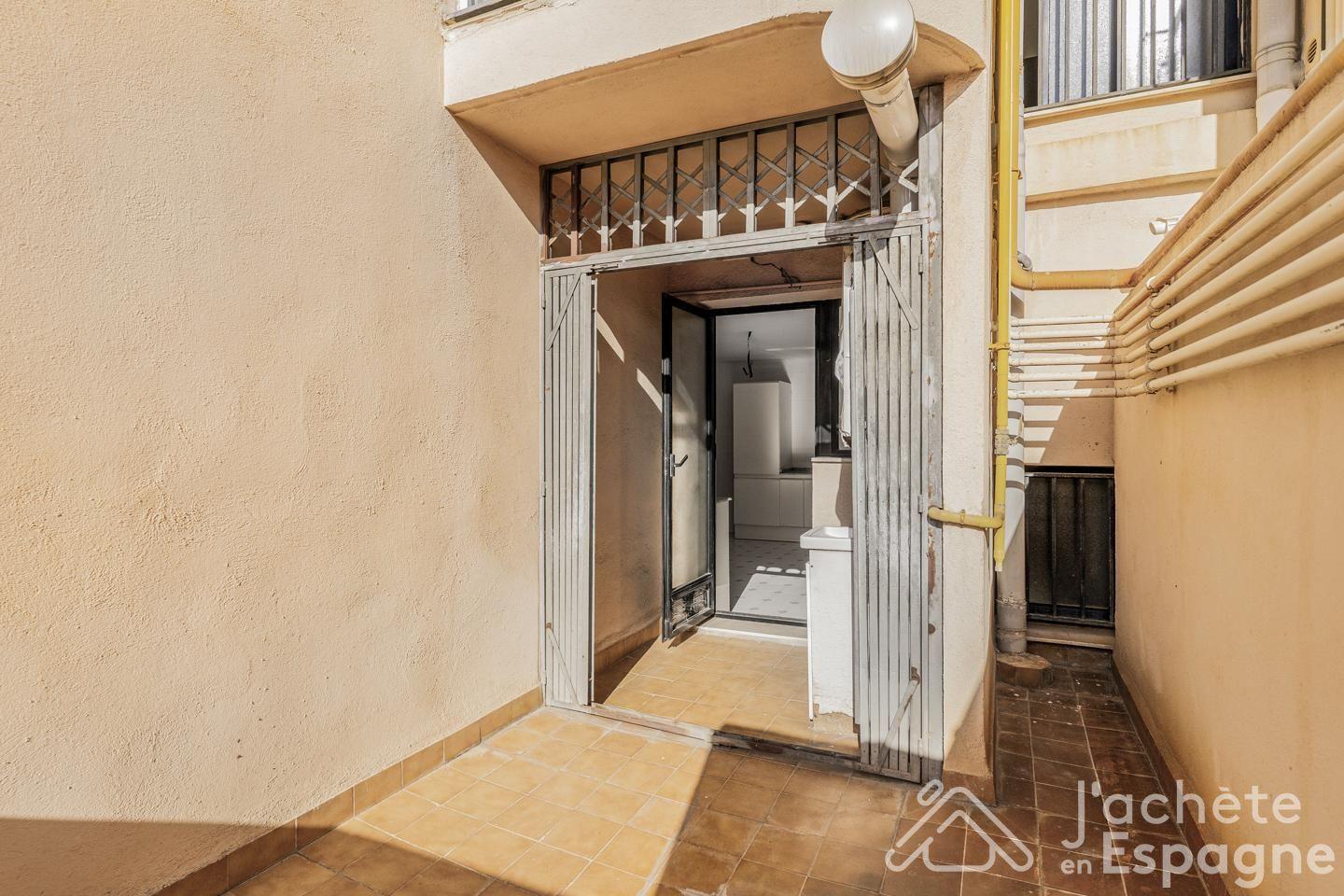 Flat for Sale in Valencia