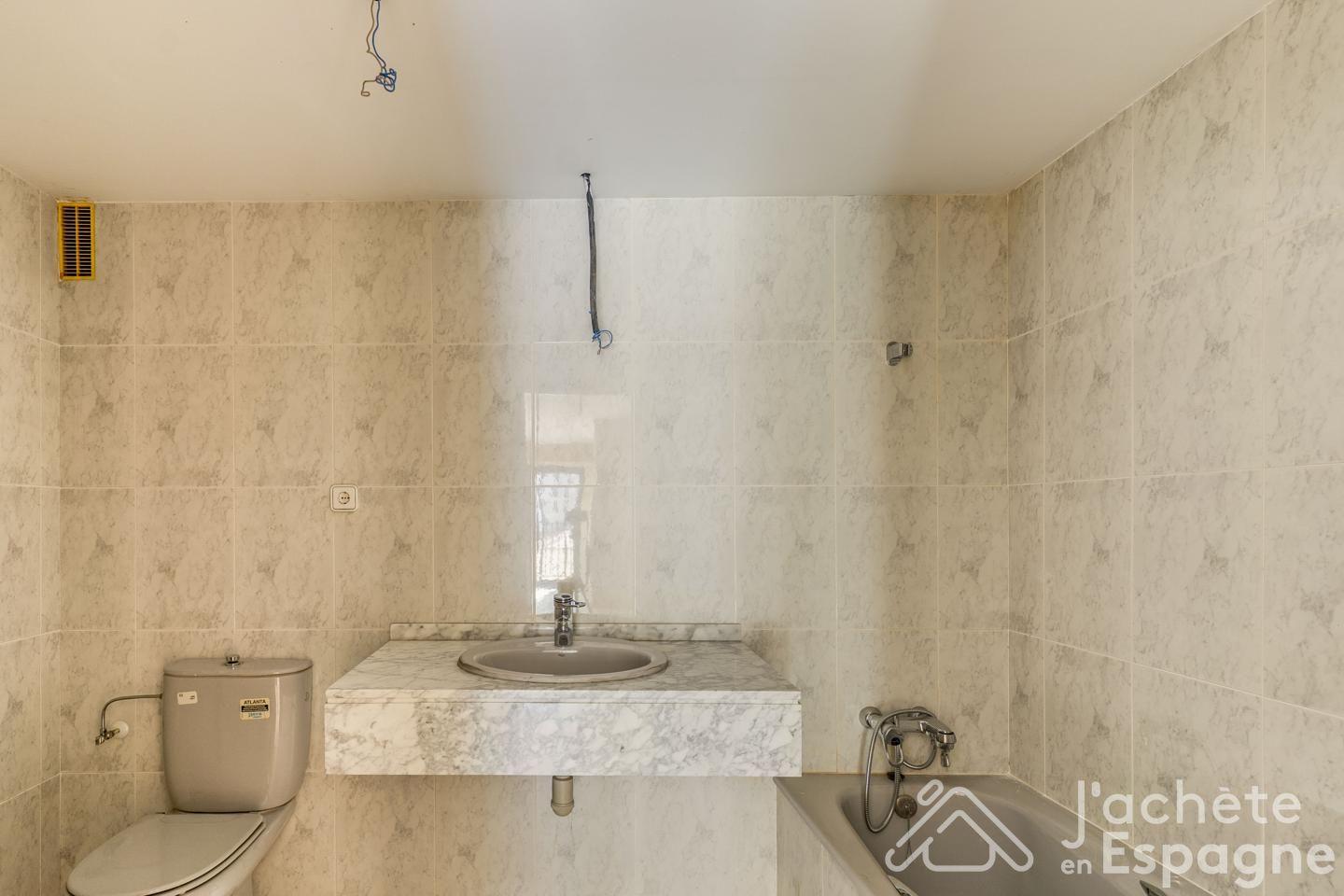 Flat for Sale in Valencia