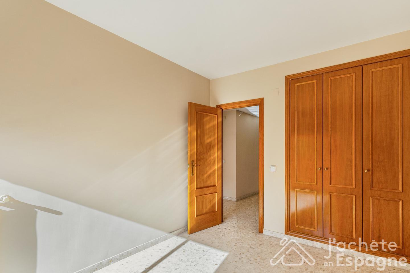 Flat for Sale in Valencia