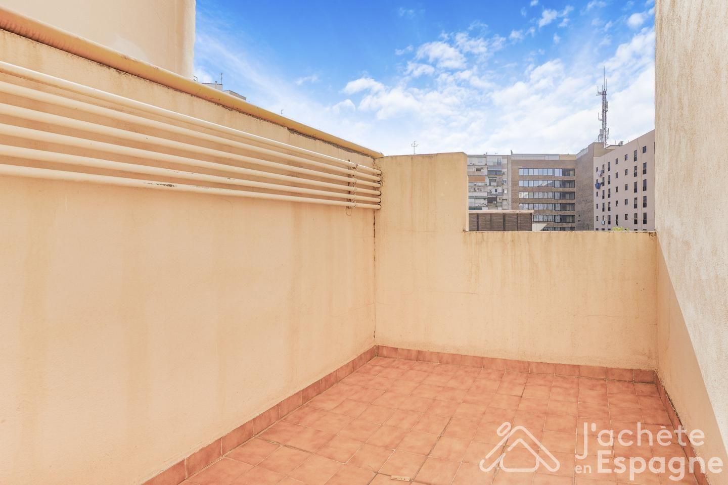 Flat for Sale in Valencia
