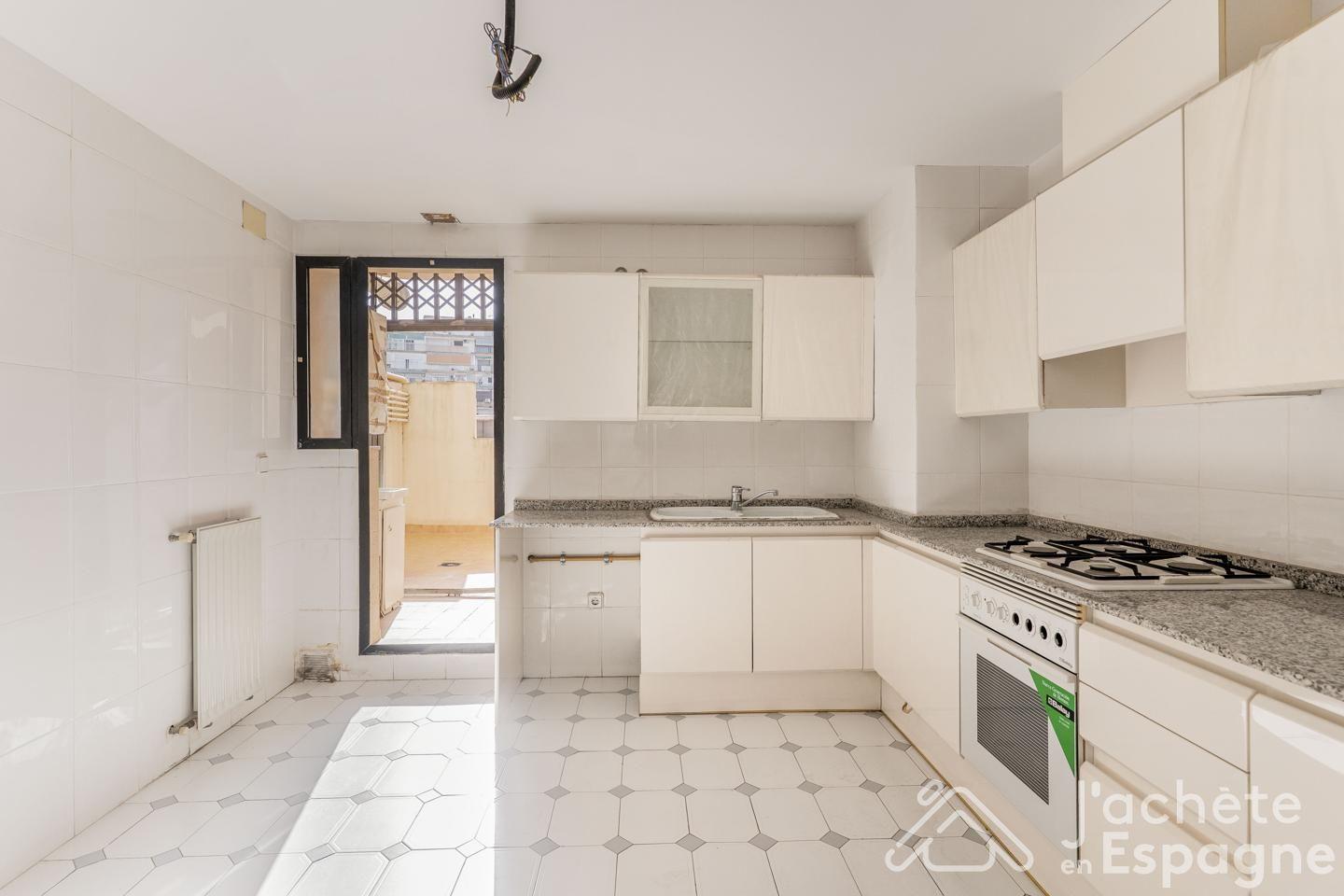 Flat for Sale in Valencia
