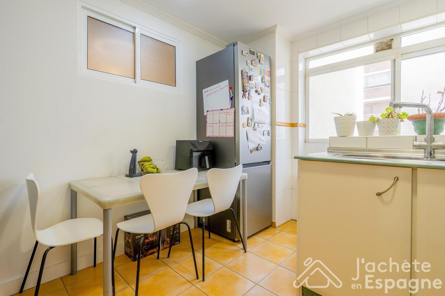 Flat for Sale in Valencia
