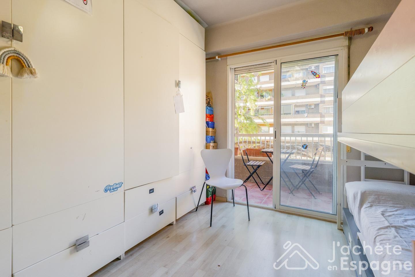 Flat for Sale in Valencia