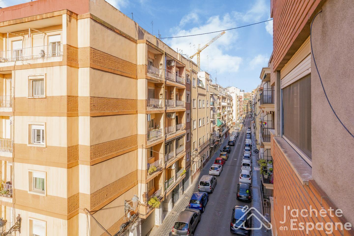 Flat for Sale in Valencia