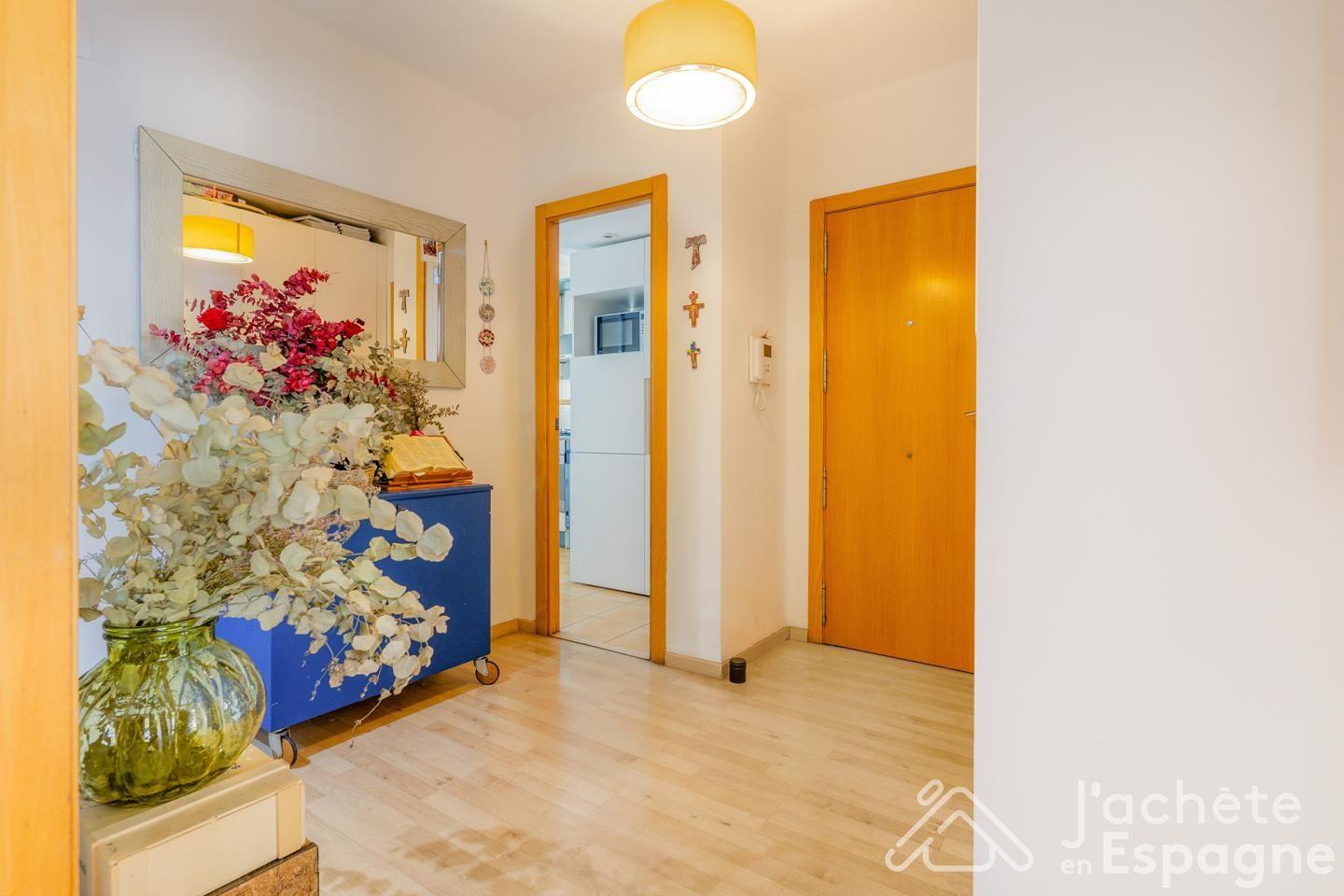 Flat for Sale in Valencia