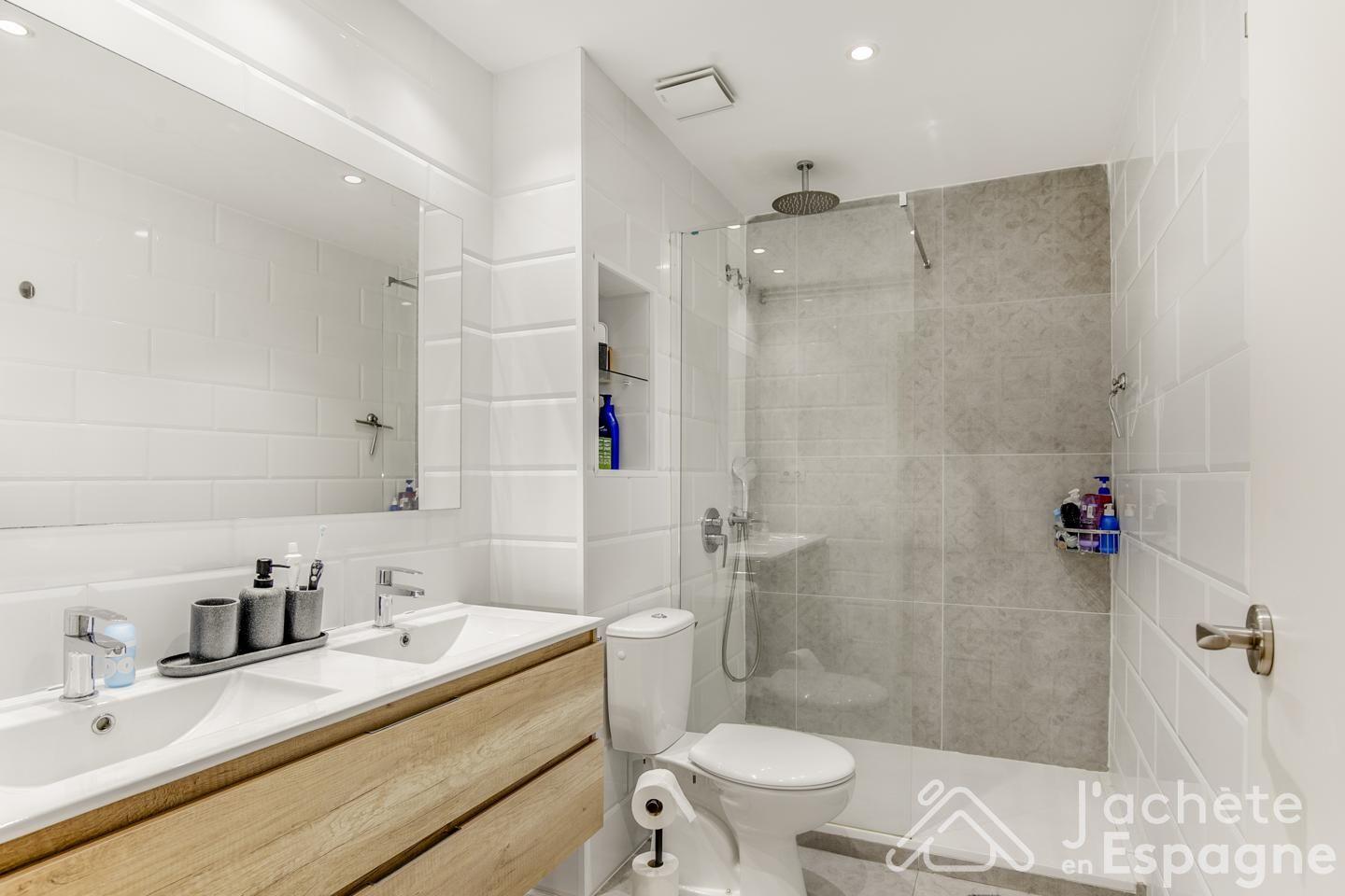 Flat for Sale in Barcelona