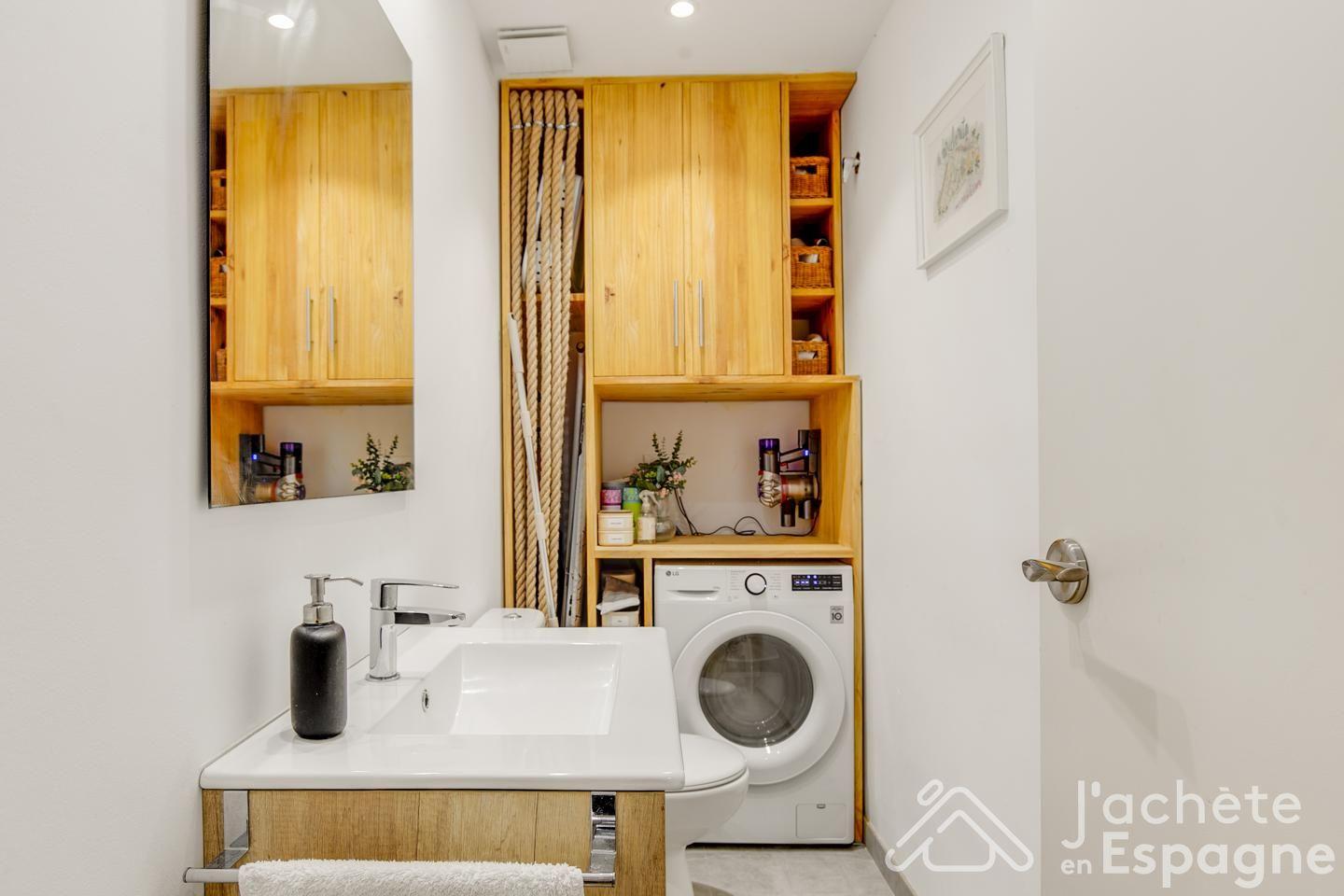 Flat for Sale in Barcelona