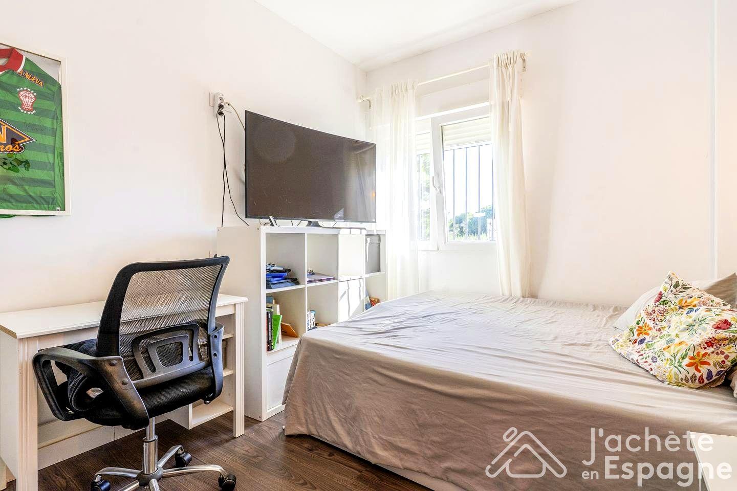 Villa for Sale in Náquera