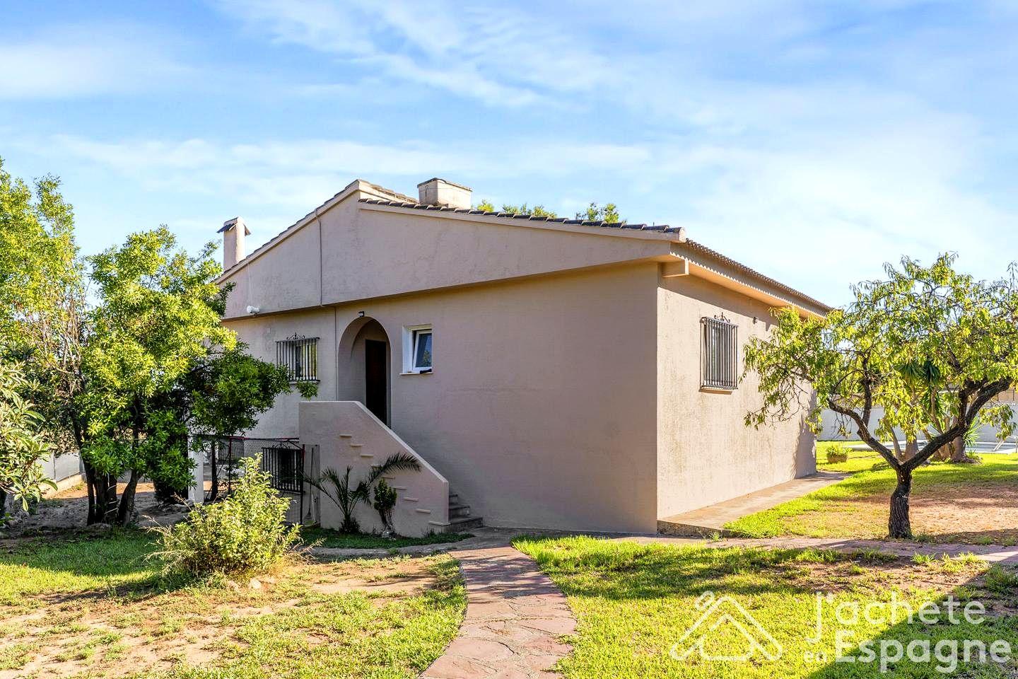 Villa for Sale in Náquera