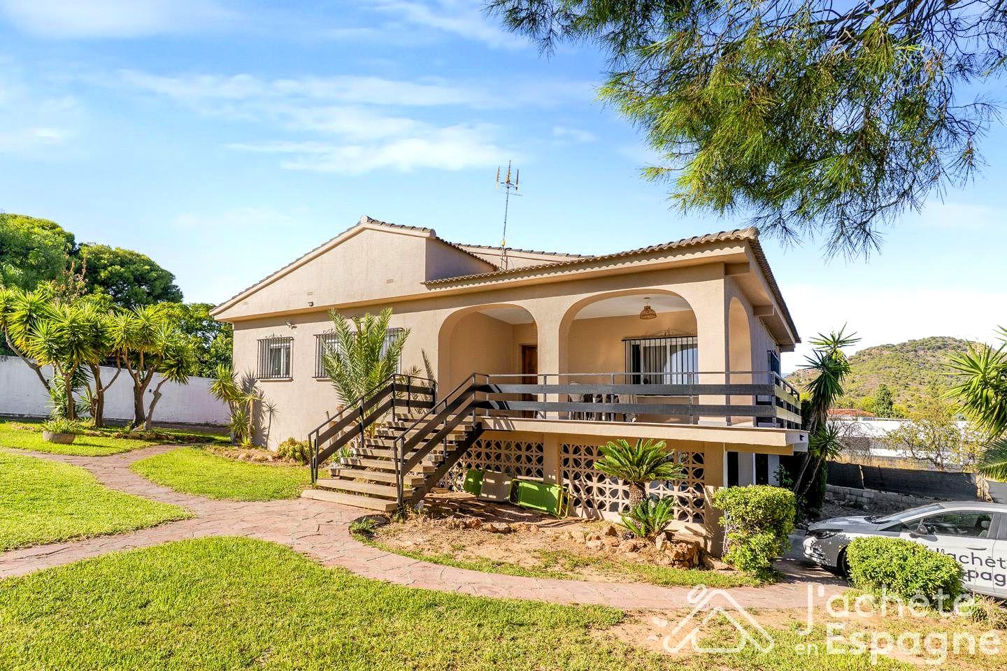 Villa for Sale in Náquera