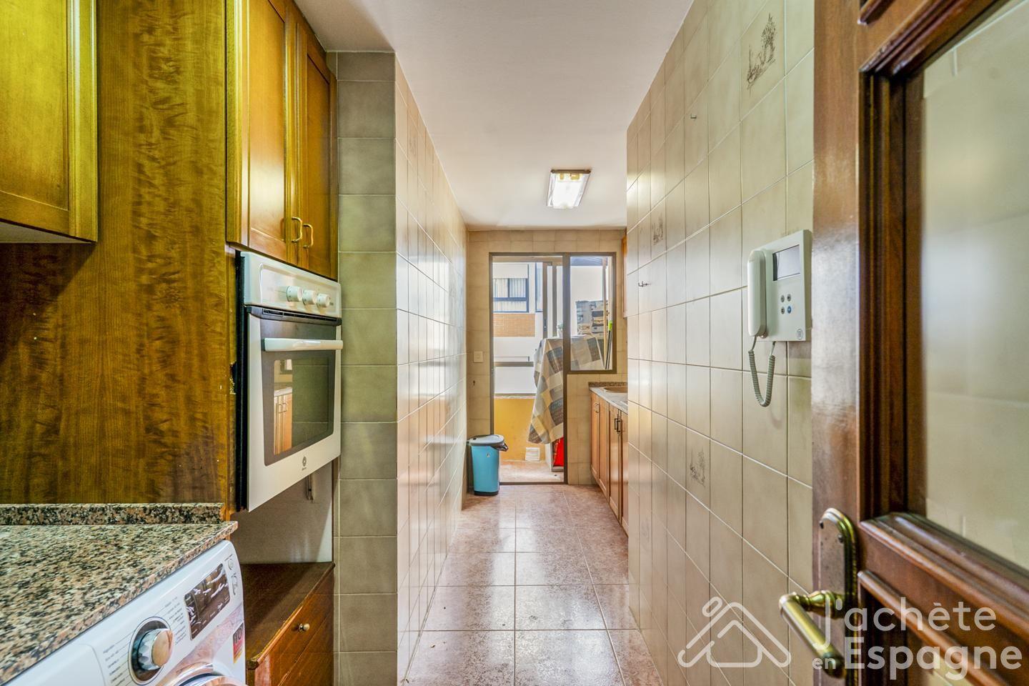 Flat for Sale in Valencia
