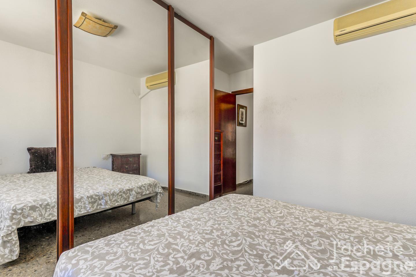 Flat for Sale in Valencia