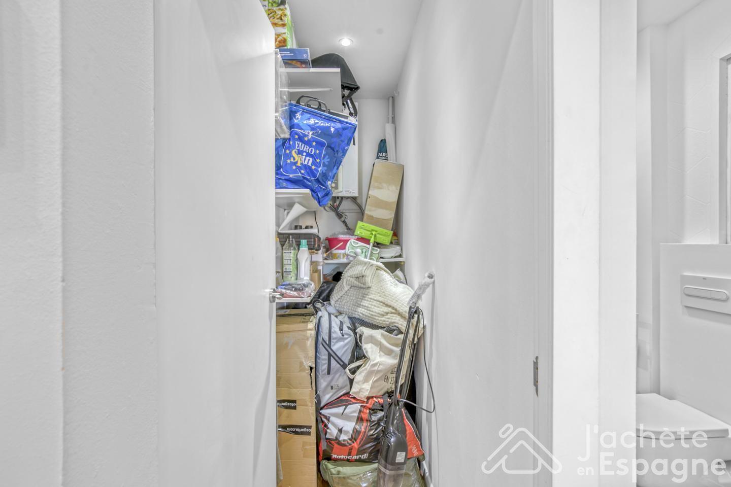 Flat for Sale in Barcelona