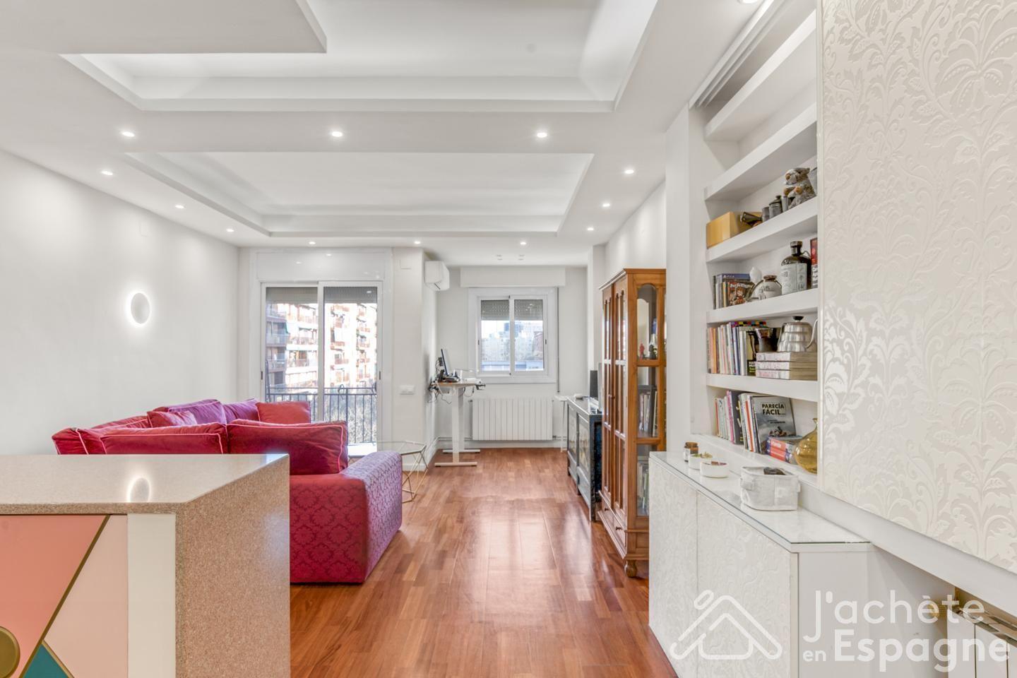 Flat for Sale in Barcelona