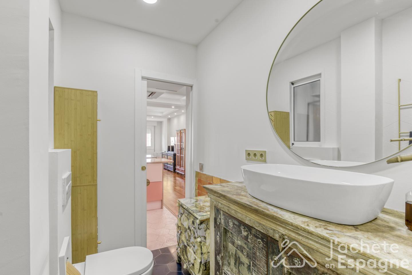 Flat for Sale in Barcelona