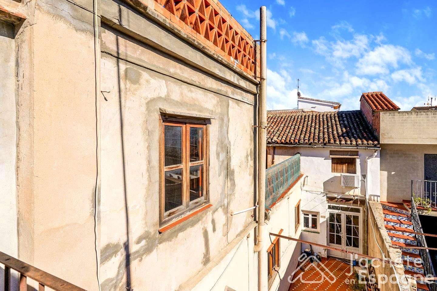 Villa for Sale in La Pobla Llarga