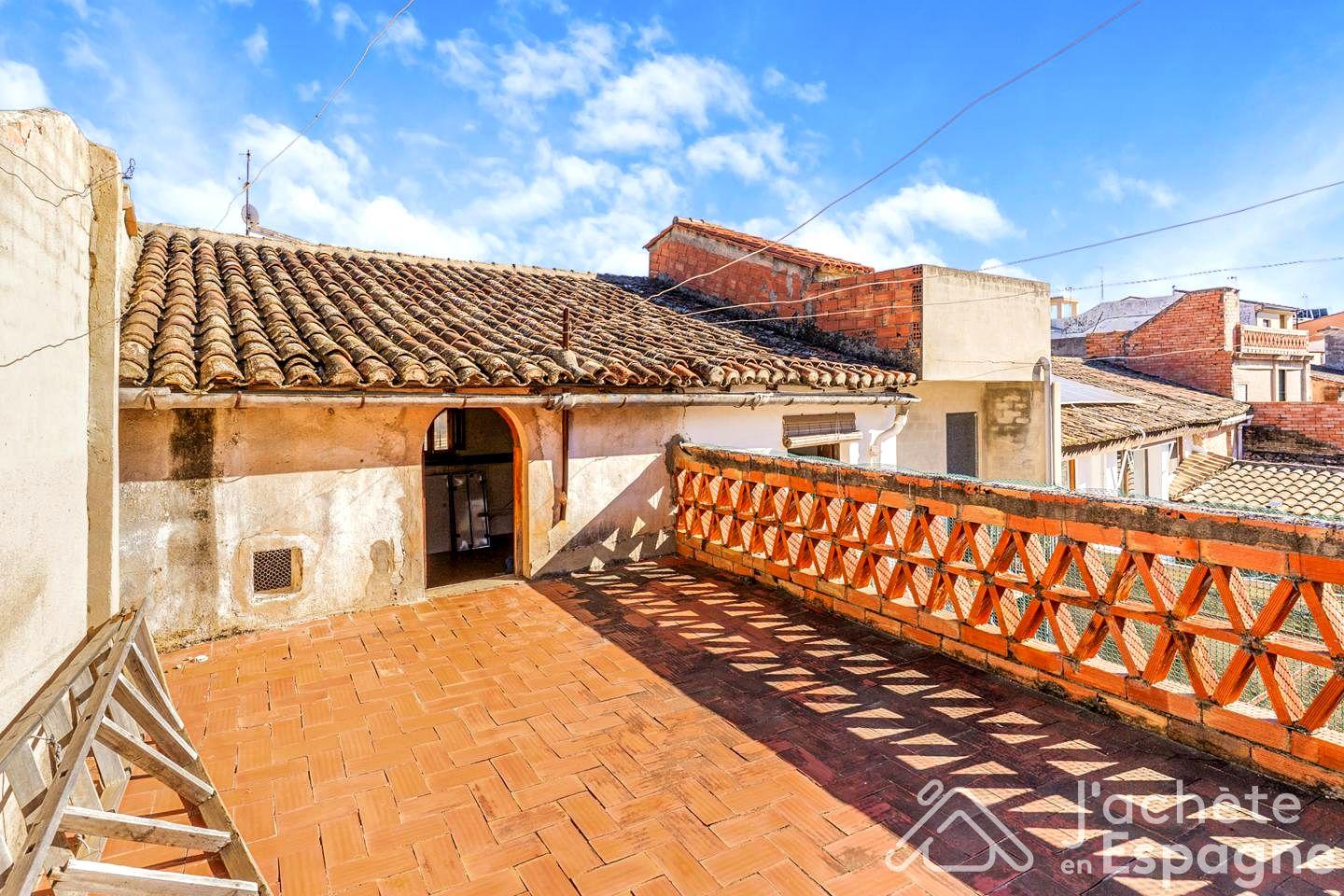 Villa for Sale in La Pobla Llarga