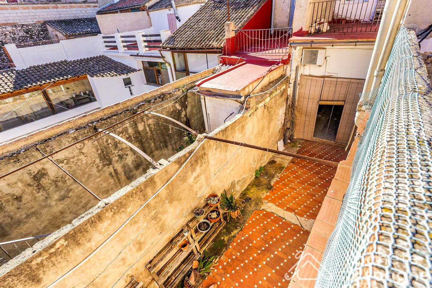 Villa for Sale in La Pobla Llarga