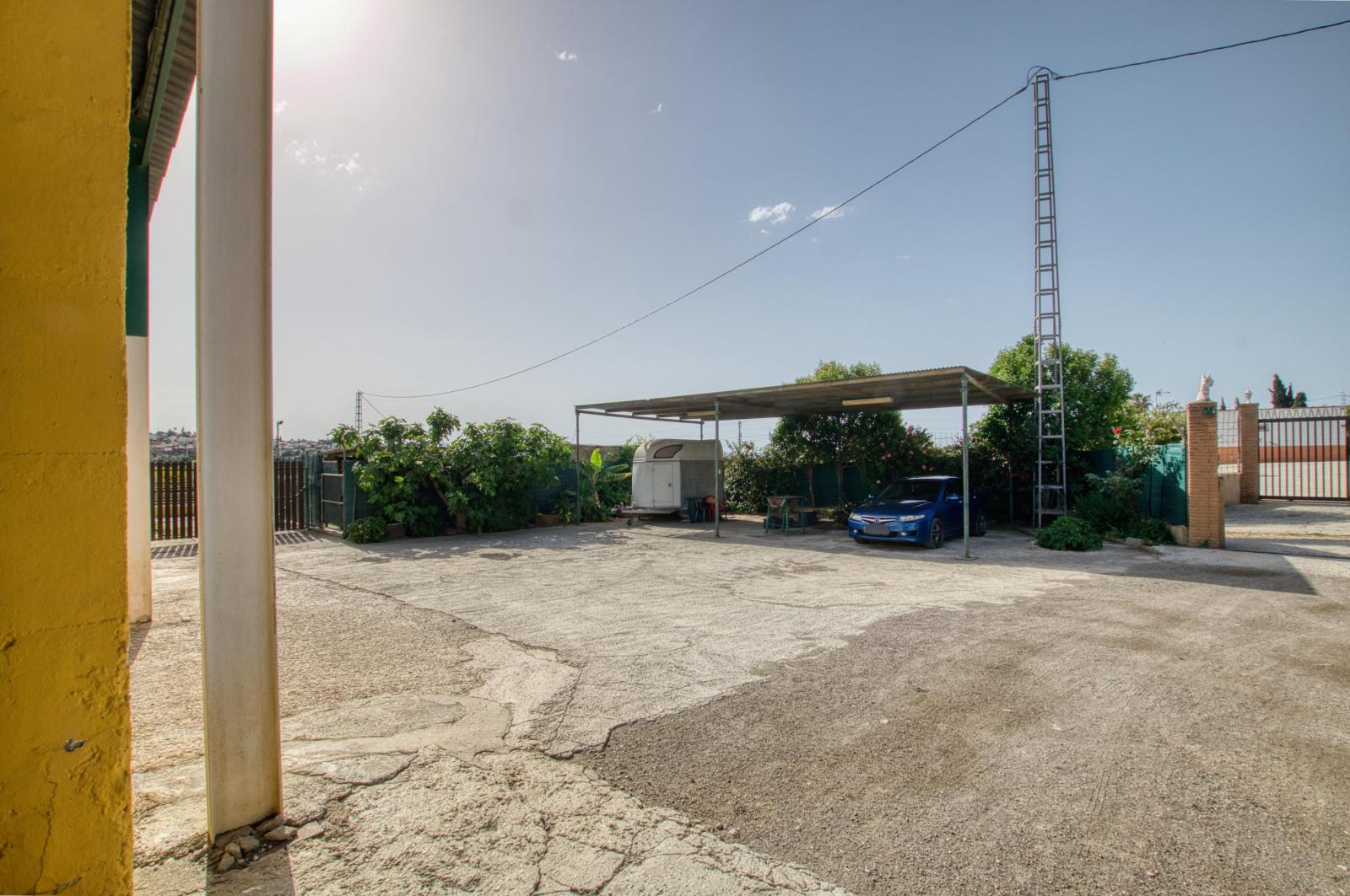 Villa for Sale in Vélez-Málaga