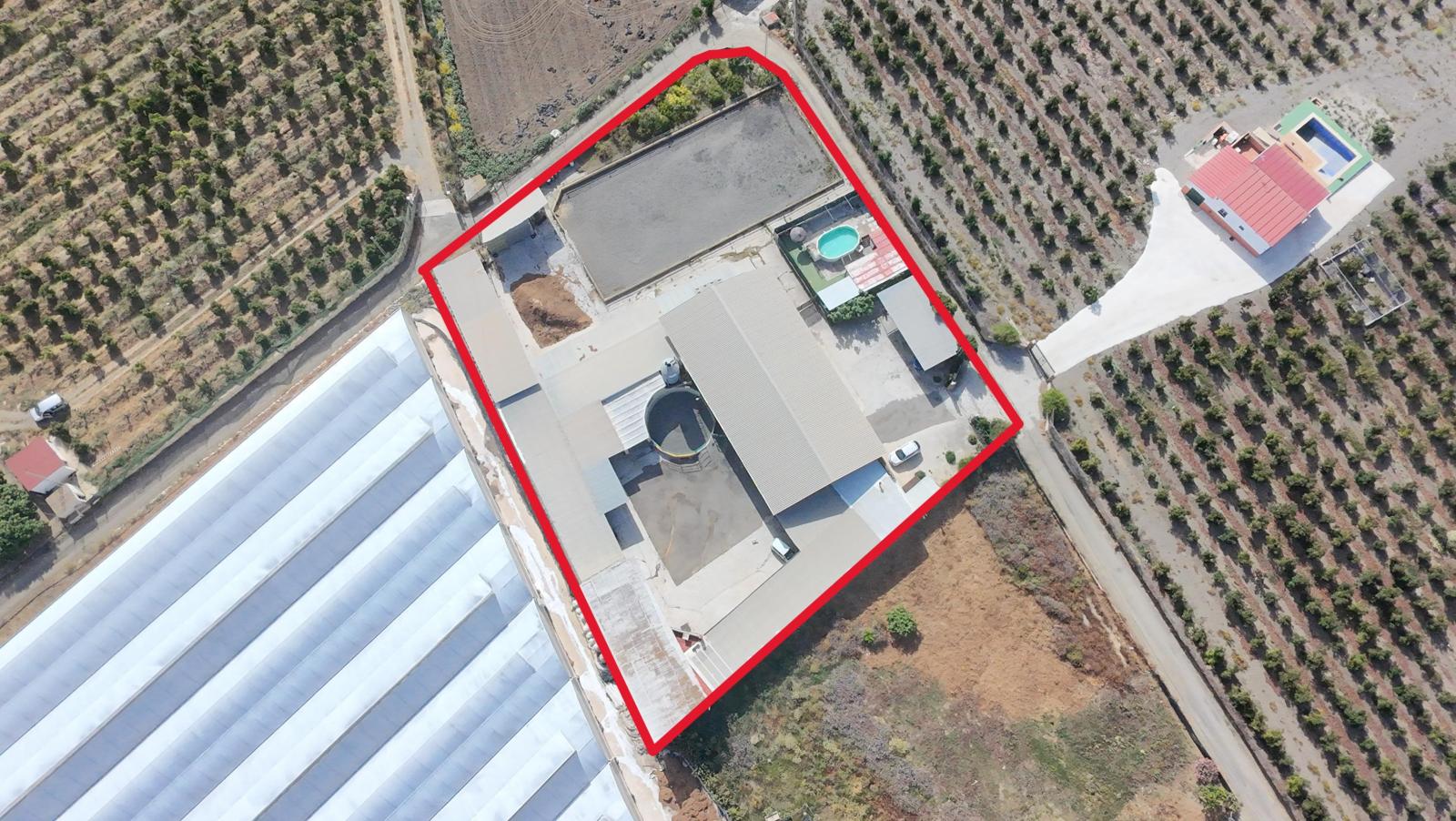 Villa for Sale in Vélez-Málaga